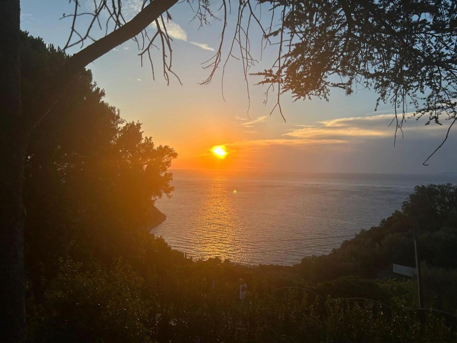 Villa Velta Sea Sunset Porto Santo Stefano  Ngoại thất bức ảnh